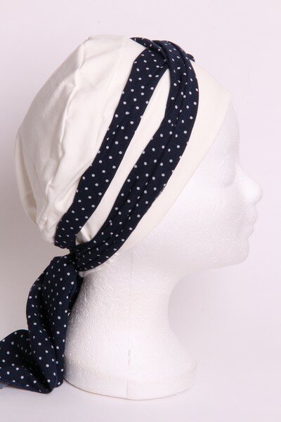 SCR15 Crème Sjaaltje blauw-met-witte-stipjes